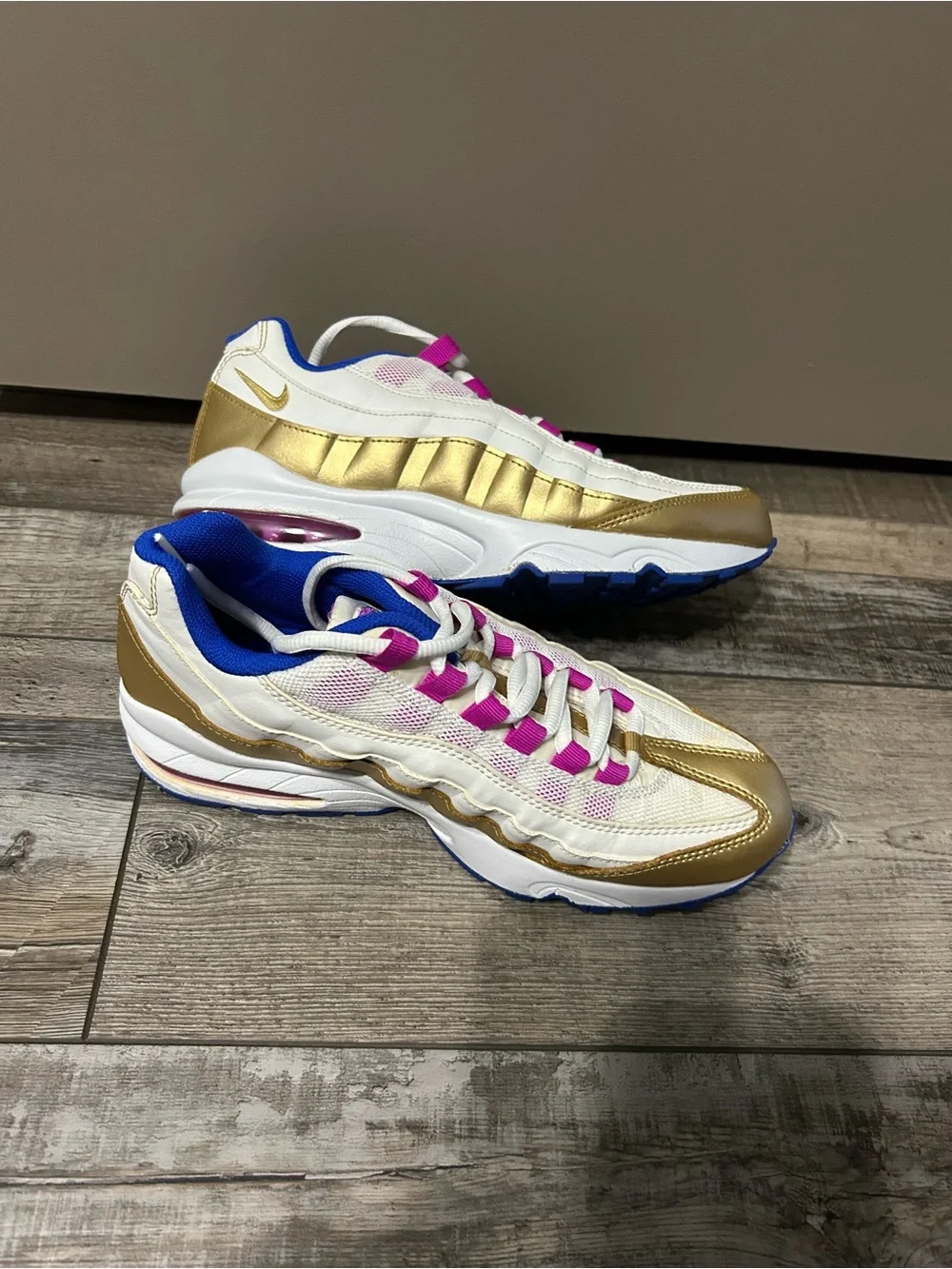 Nike Air Max 95 LE GS Peanut butter & jelly White Gold Blue Pink